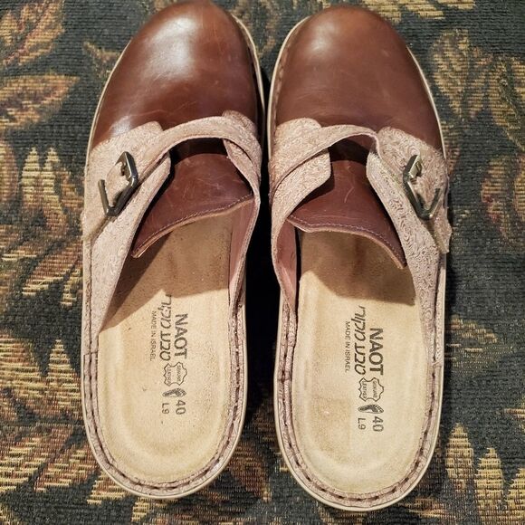 Women's Naot Avignon Clog - Picture 2 of 6